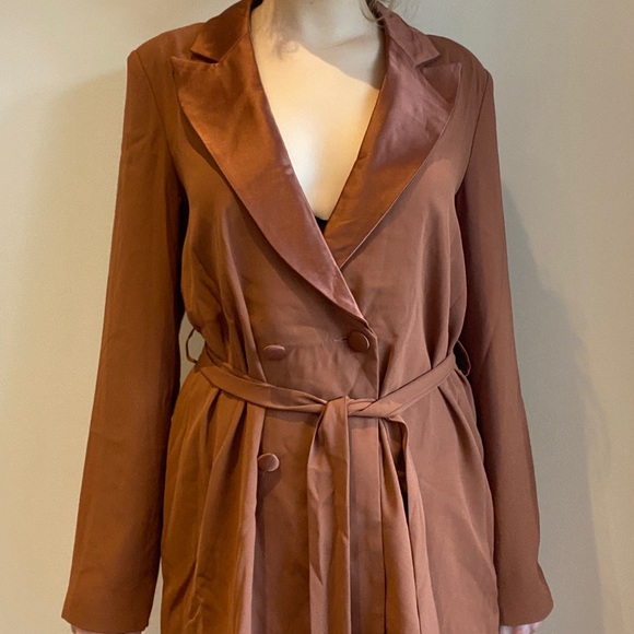 Oversized Blazer - Picture 1 of 4